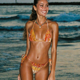 Le Triangle Set - Coral